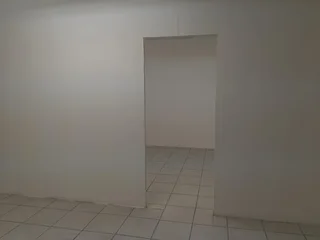 SUNNYSIDE - 111SQM OFFICE SPACE TO RENT WITHIN BARCLAYS SQUARE ON JUSTICE MOHAMMED STREET