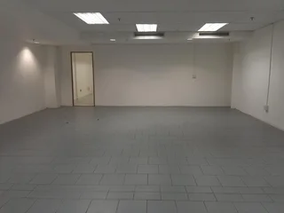 SUNNYSIDE - 111SQM OFFICE SPACE TO RENT WITHIN BARCLAYS SQUARE ON JUSTICE MOHAMMED STREET