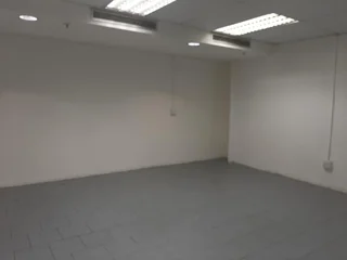 SUNNYSIDE - 111SQM OFFICE SPACE TO RENT WITHIN BARCLAYS SQUARE ON JUSTICE MOHAMMED STREET