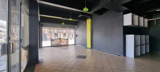 Sambro House: Corner shop for rent in Marshalltown