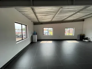 Trichard Road Boksburg |Stunning showroom for Sale in Everleigh