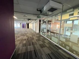 Full commercial office floor available for rental in Illovo