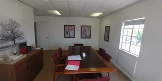 Neat office unit available for sale in Kempton Park