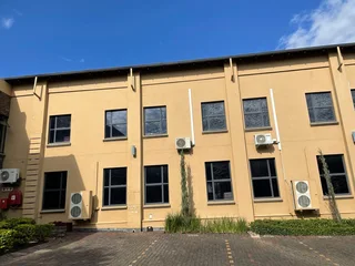 Neat office space available for lease in the Norrdwyk, Midrand area