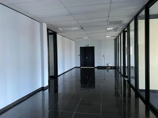 Neat office space available for lease in the Norrdwyk, Midrand area
