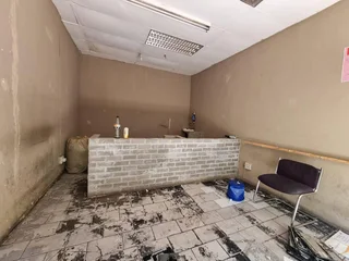 Bree Street Arcade | Shop to let in Newtown