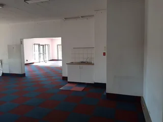 NEAT OFFICE SPACE TO LET IN ALBERTON NORTH