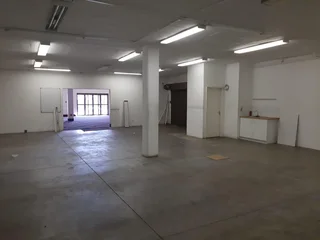 NEAT OFFICE SPACE TO LET IN ALBERTON NORTH