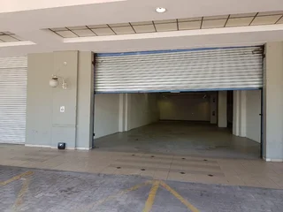 WORKSHOP TO LET IN HATFIELD CORNER