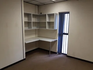 LARGE OFFICE SPACE TO RENT WITHIN THE WELL-DEVELOPED COMMERCIAL NODE OF HATFIELD WITH GREAT ACCESS