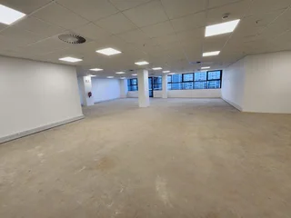 Umhlanga | Stunning ocean view office for rent