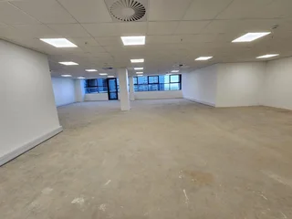 Umhlanga | Stunning ocean view office for rent