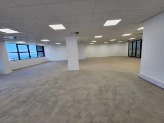 Umhlanga | Stunning ocean view office for rent