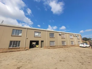 OFFICE TO LET IN KEMPTON PARK | HIGH STREET | BREDELL