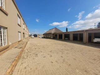 OFFICE TO LET IN KEMPTON PARK | HIGH STREET | BREDELL