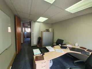 360 SQM OFFICE FOR SALE WITHIN PRO PARK BASED IN PERSEQUOR