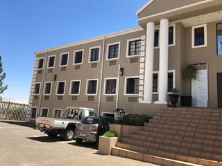 BUILDING A FOR SALE IN PRIME AREA