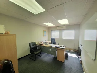 360 SQM OFFICE FOR SALE WITHIN PRO PARK BASED IN PERSEQUOR