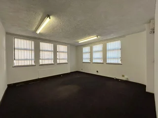 Alto level house | Office to let in Randburg