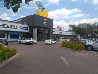 69 Sqm Retail Suite To Rent In The Well-known Commercial Hub Of Silverton - Pretoria East