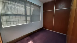 Office available for rental in Alberton Central