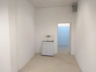 69 SQM RETAIL SUITE TO RENT IN THE WELL-KNOWN COMMERCIAL HUB OF SILVERTON - PRETORIA EAST