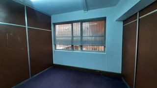 Office available for rental in Alberton Central