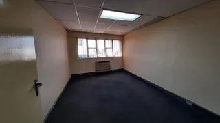 Pristine commercial office available for renal in Alberton