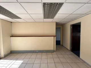 Stats Building | Alberton | Pristine commercial unit to let
