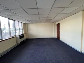 Stats Building | Alberton | Pristine commercial unit to let