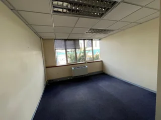 Stats Building | Alberton | Pristine commercial unit to let