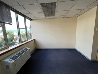 Stats Building | Alberton | Pristine commercial unit to let