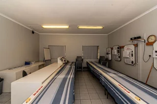 OFFICE SPACE FOR SALE, LYNNWOOD