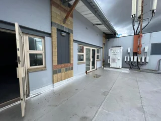 The Ridge Shopping Centre | Paul Kruger Road | Honeydew | Roodepoort | Pristine office to let