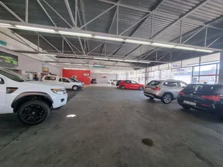 Goodwood | Showroom For Rent On Voortrekker Road
