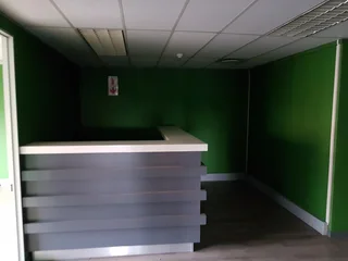 LARGE OFFICE SPACE TO LET IN HATFIELD