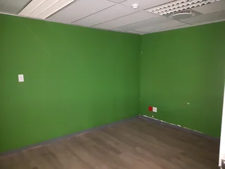 LARGE OFFICE SPACE TO LET IN HATFIELD