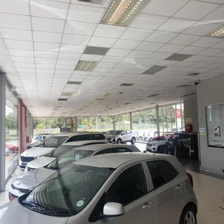 MASSIVE 500 SQM SHOWROOM FACILITY TO LET WITHIN THE WELL-DEVELOPED HATFIELD NODE WITH GREAT EXPOSURE