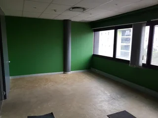 LARGE OFFICE SPACE TO LET IN HATFIELD