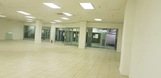 Well located retail space available for rent