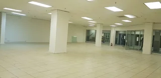 Well located retail space available for rent