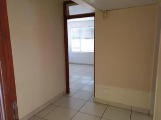 A-GRADE 425 SQM FACILITY FOR SALE IN THE PRISTINE NODE OF HATFIELD WITH GREAT MAIN ROAD EXPOSURE