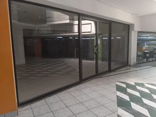 SUNNYSIDE - 120SQM RETAIL SHOP TO LET ON JUSTICE MOHAMMED STREET IN PRETORIA