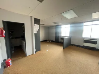 Immaculate Space Available To Let in Trendy Norwood