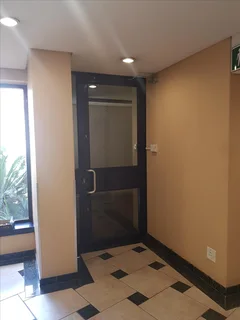 PARTITIONED OFFICES TO LET IN HATFIELD