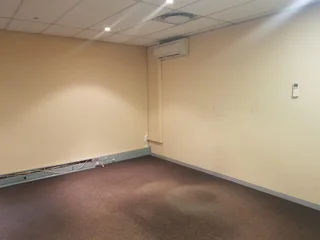 PARTITIONED OFFICES TO LET IN HATFIELD