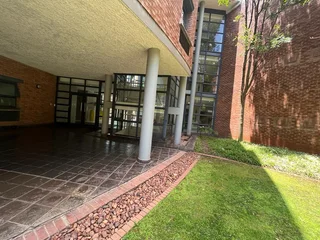 Sunnyside business park | Pristine Office To Let at 32 Princess of Wales, Parktown