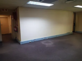 PARTITIONED OFFICES TO LET IN HATFIELD