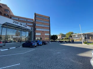 Building to Let in Ranburg | Kent Avenue