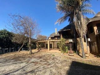 Freestanding Commercial Building In Prime Area